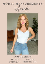 Load image into Gallery viewer, Carrie High Rise Control Top 90&#39;s Straight Jeans